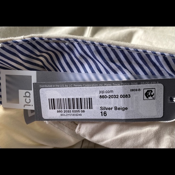 NWT jcp silver beige crop/ankle pants. - Picture 2 of 6